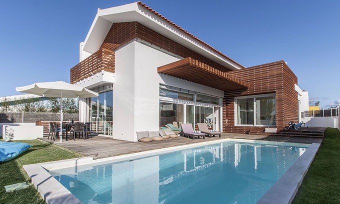 Comporta Villa | Luxury villa located at 2.5 km from the beach of Comporta and 9 km from Troia