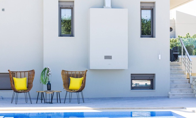 Atsipópoulon Villa | Luxury Villa set in nature with private pool