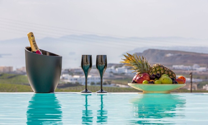 Santorini Villa | Luxury Villa with Private Heated Pool, Sunset and Caldera View