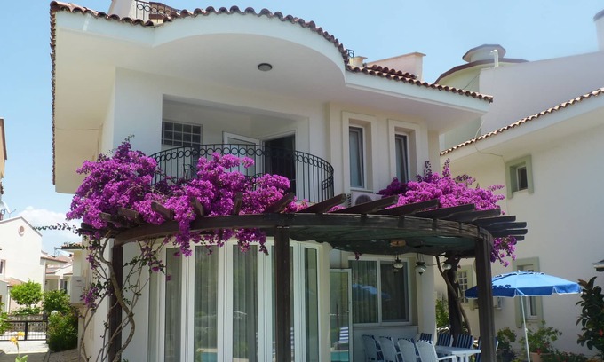 Fethiye City Center Villa | Luxury Villa with Private Pool and WiFi on a beautiful complex