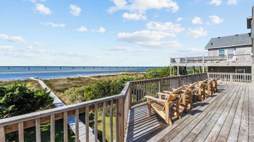 Rodanthe Villa | Luxury Waterfront Villa