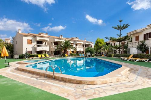 Cala Agulla Apartment | Luxuswohnung Sylt