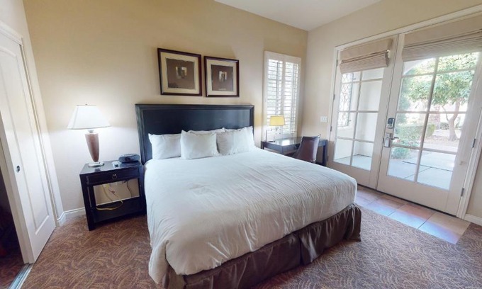 La Quinta Apartment | LV028 Private Downstairs Studio on Main Paseo