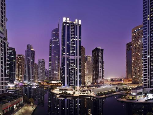 Jumeirah Lake Towers Hotel | Mövenpick Hotel Jumeirah Lakes Towers Dubai