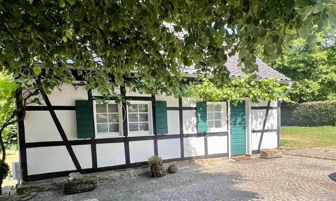 Bergisch Gladbach Apartment | Mühlenhaus Herkenrath