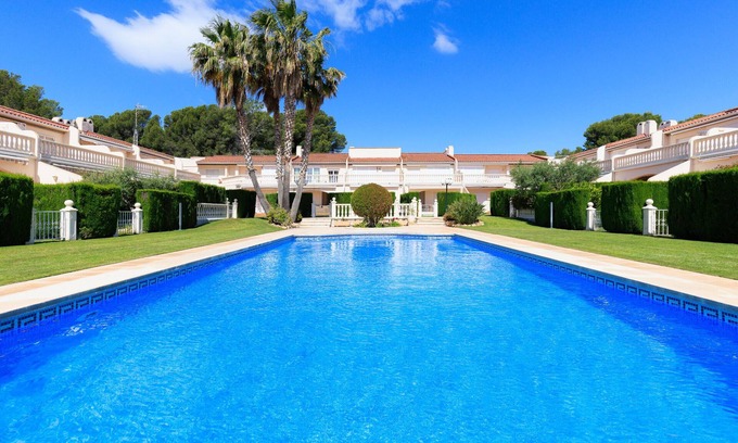 Miami Platja Ski Chalet | M408-097 RESIDENCIAL VILLA CRISTAL