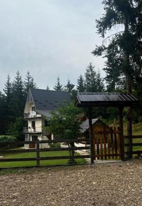 Bajina Basta House | Ma Ritz