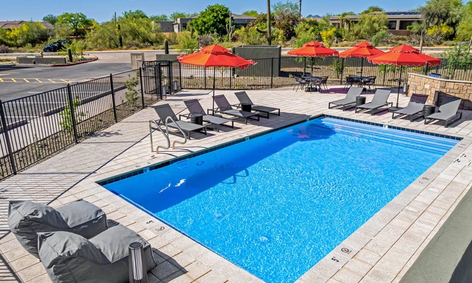 North Scottsdale Condo | Macallister Luxe 1008 | Close to Golf |Heated Pool