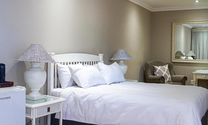 Lephalale Hotel | Machauka Lodge