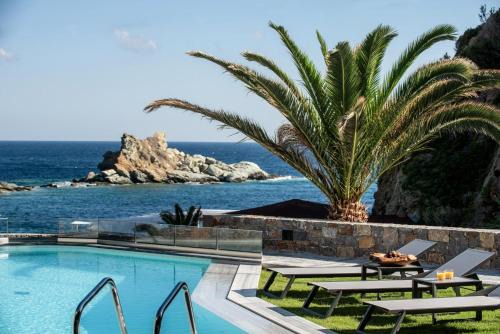 Agia Pelagia Villa | Made By The Sea Villas 17 BDRM