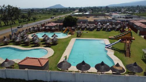 Madibeng Resort | Mafu Island Resort