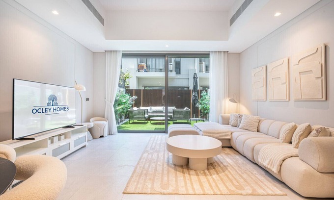 Dubai Apartment | Mag Eye Townhouse, TH0-12-20 | 2BR+M
