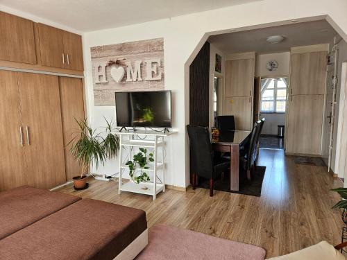 Balatonalmadi Apartment | Magaslak