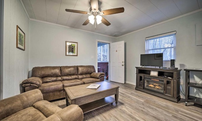 Maggie Valley House | Maggie Valley Cottage Near Festival Grounds!