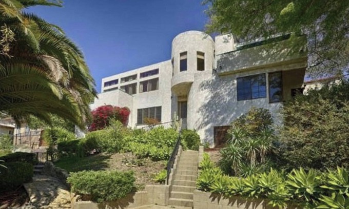 Los Angeles House | Magical Hillside Home, Spa, Central & Private
