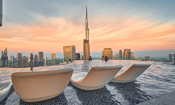 Dubai Apartment | Magical One Bedroom Apartment With Rooftop Pool & Burj Khalifa View Sleeps 4.