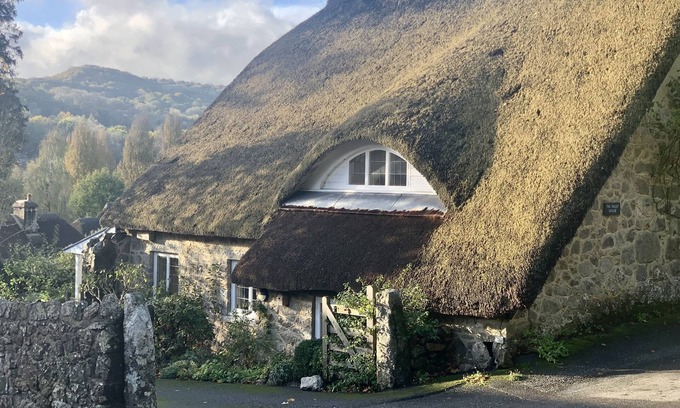 Lustleigh House | Magically located Romantic Retreat with Outdoor Bath on Dartmoors edge