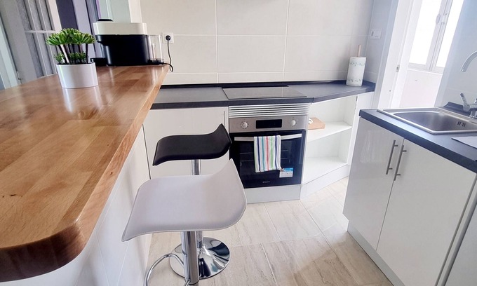 Tarragona Apartment | Magnificent 3-bedroom penthouse in the center of Tarragona.