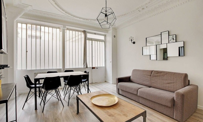 Quartier de Rochechouart Apartment | Magnificent apartment - 2BR/6P - Rochechouart