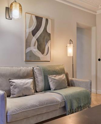 17th Arrondissement Apartment | Magnificent apartment - 3BR- 8P - Batignolles
