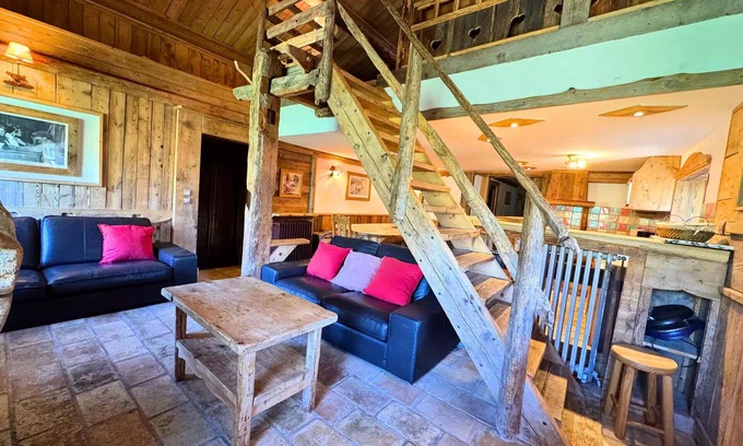 Reberty Ski Chalet | Magnificent chalet at the foot of the slopes