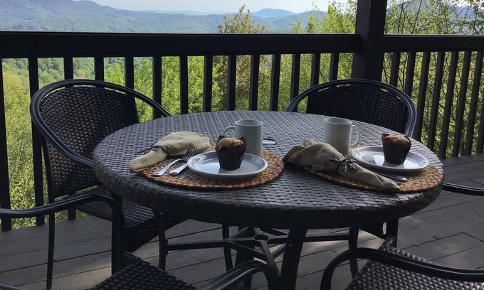 Sugar Mountain Condo | Magnificent Mountain Views-3 state view overlooking the slopes of Sugar Mountain