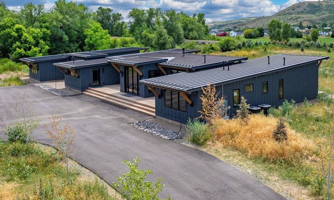 Morgan County House | Magnificent Mountain Estate in Morgan
