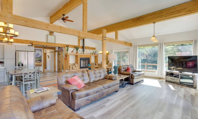 Ridgway House | Magnificent Ouray Home w/Deck & Mountain Views!