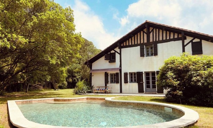 Lit-et-Mixe House | Magnificent vacation home in the forest - Swimming pool - 10 min from the beach