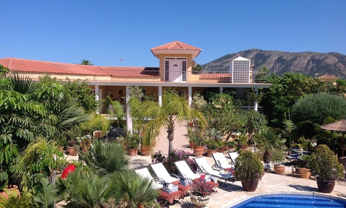 L'Alfas del Pi House | Magnificent Villa in Alfaz. September discount € 1600/week.