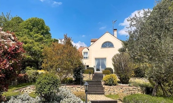 Saint-Prix Villa | Magnifique Villa Moderne Proche Paris