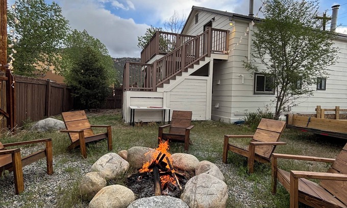 Buena Vista Apartment | Main Street Retreat-Upstairs-Pet Friendly-Large Deck! STR# 262