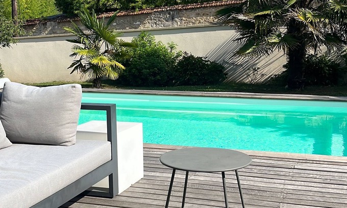 Louveciennes House | Maison à 10 Mins de Versailles Piscine et Chambres Climatisées