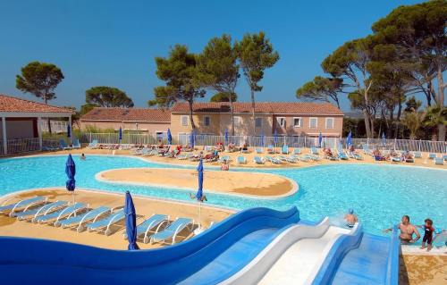 Calvisson Apartment | Maison, 8 places, 3 chambres, clim, piscine, tennis