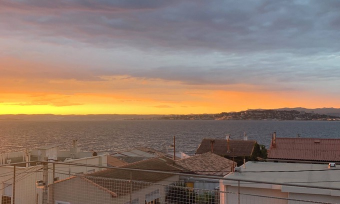 Montredon House | Maison Atypique Bord de Mer, Roof top et vue 360 °