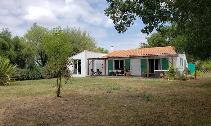 Saint-Urbain House | Maison au Calme Proche de Noirmoutier et des Plages