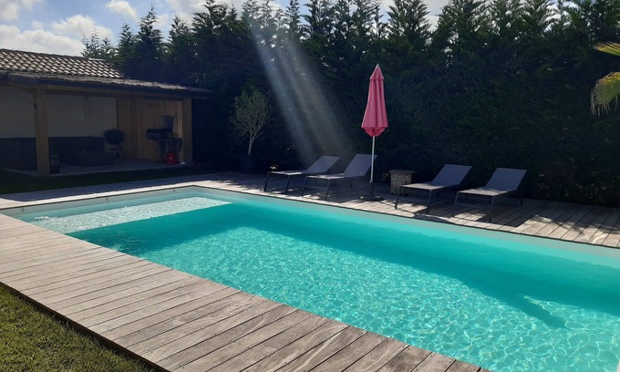 Tosse House | Maison Avec Piscine Chauffée Sécurisée à Moins de 10 min des Plages