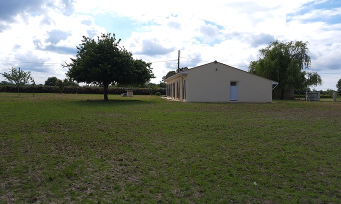 Lesparre-Medoc House | Maison Calme Aucun Voisinage, 20mn Plages