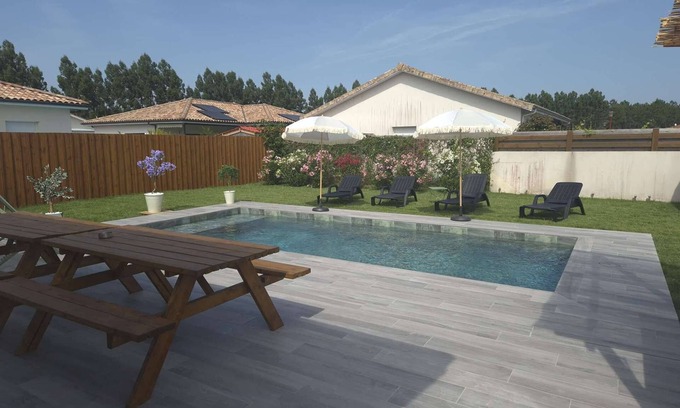 Parentis-en-Born House | Maison cosy avec piscine 6- 8 pers