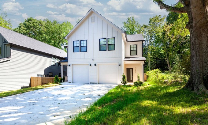 Charlotte House | Maison d'Ivoire 9min to Uptown Charlotte!nEasy access to the best of CLT