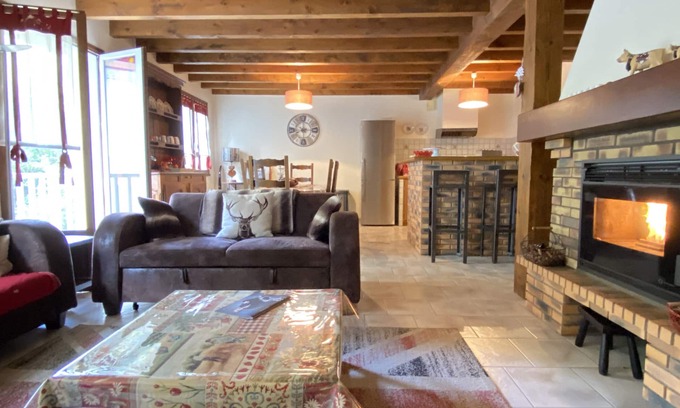 Cauterets Ski Chalet | Maison de ville 9P, 4 chambres. Balcon et parking.