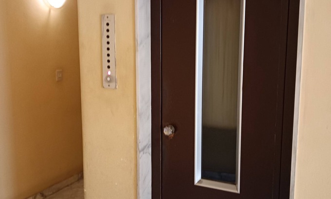 Picanello-Ognina-Barriera-Canalicchio Apartment | Maison Debora whit garage a Catania Families Friends Sea and metro at 400 metres