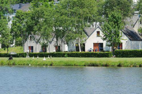 Vielsalm House | Maison du Lac 14