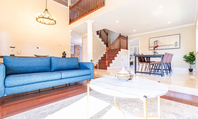 Vallejo House | Maison du Lavande, artzy 4Br House, gateway 2 Napa