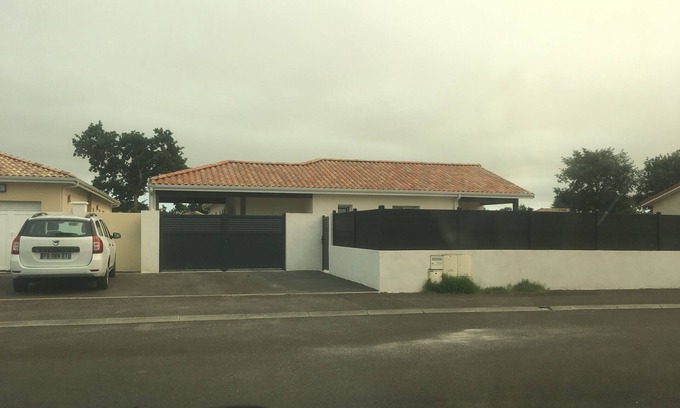 Parentis-en-Born House | Maison Familiale Les Coquelicots