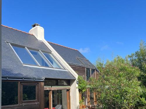 Locmaria House | Maison familiale, proche plage et nature, idéale pour 8 personnes avec jardin et équipements complet - FR-1-418-233