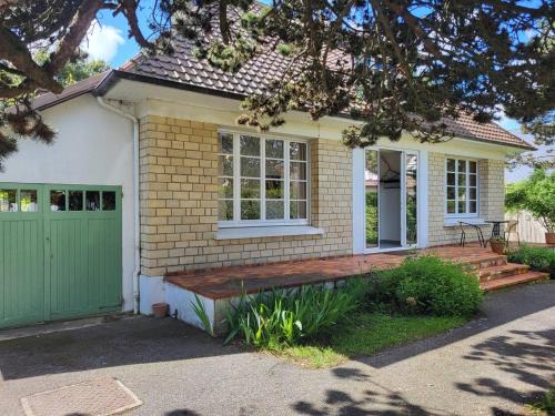 Merville-Franceville-Plage House | Maison confort, 3 chambres, plage à 2 pas, jardin privé sans vis-à-vis, équipements modernes. - FR-1-788-12