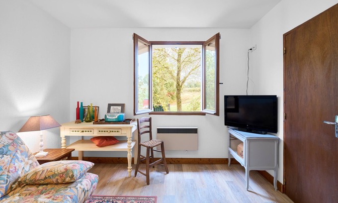 Saint-Laurent-la-Vallee House | Maison la plaine, in Périgord