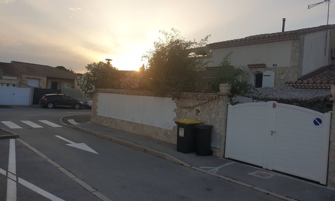 Lunel House | Maison Individuelle 3 Chambres 100 m2 Et Piscine Équipée Clime