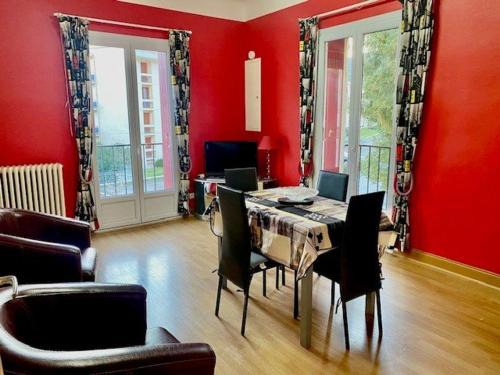 Amelie-les-Bains-Palalda House | Maison jardin clos avec BBQ, 2 appts tout équipés, proche cures et commerces - FR-1-703-175